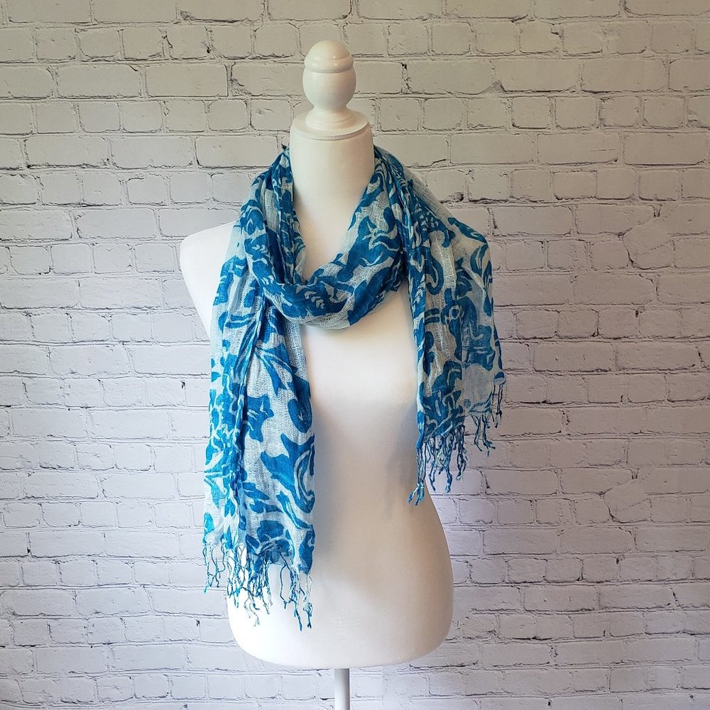 Lightweight Scarf